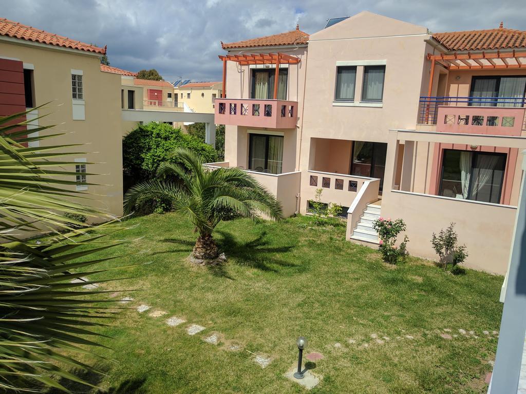 Aeolian Gaea Hotel Skala Kallonis Exterior photo