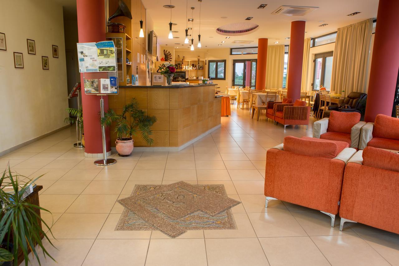 Aeolian Gaea Hotel Skala Kallonis Exterior photo
