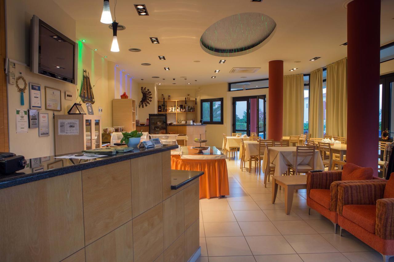 Aeolian Gaea Hotel Skala Kallonis Exterior photo