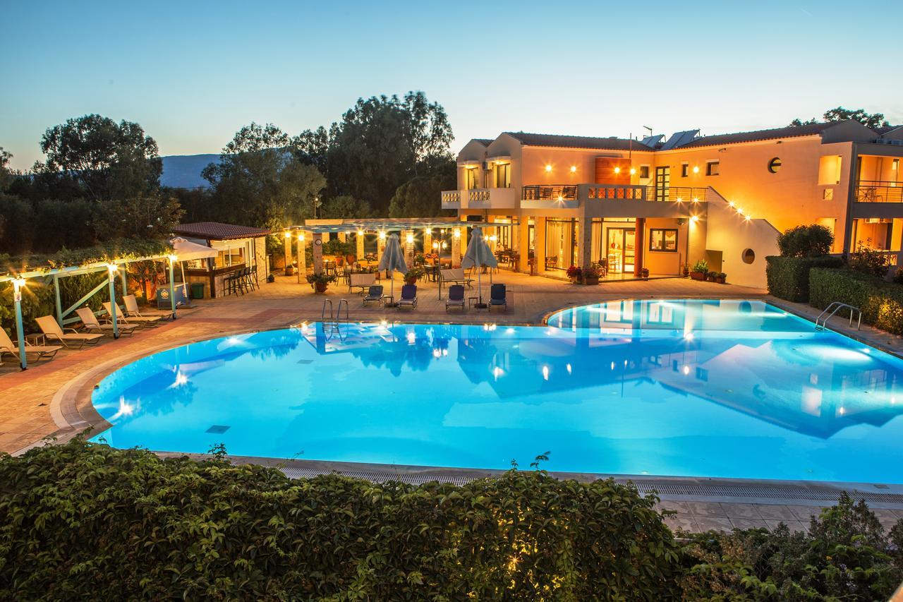 Aeolian Gaea Hotel Skala Kallonis Exterior photo