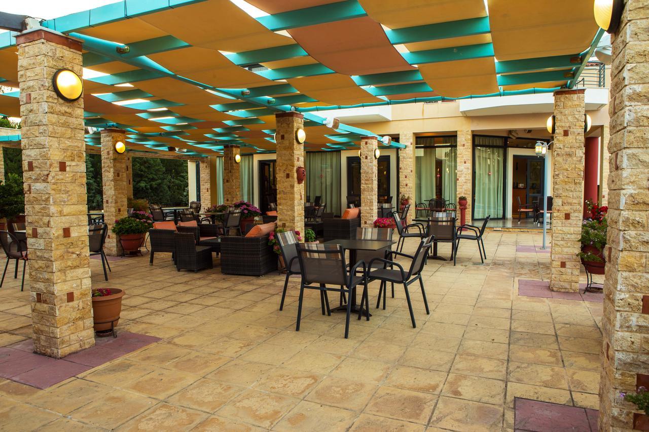 Aeolian Gaea Hotel Skala Kallonis Exterior photo